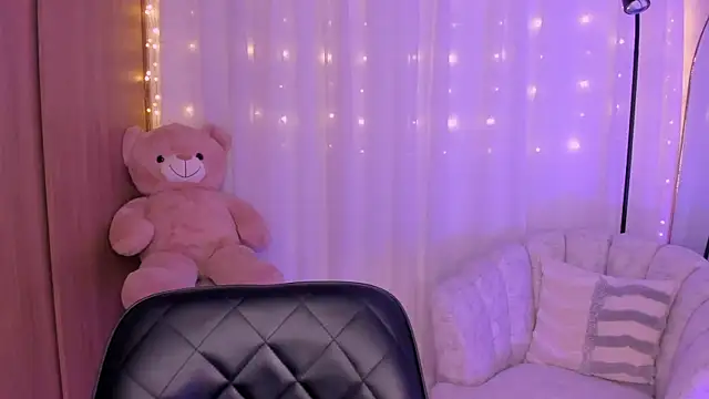 Snapshot of AmyDavis_ chatting on September 8, 11:37 pm AmyDavis online show from September 8, 11:37 pm