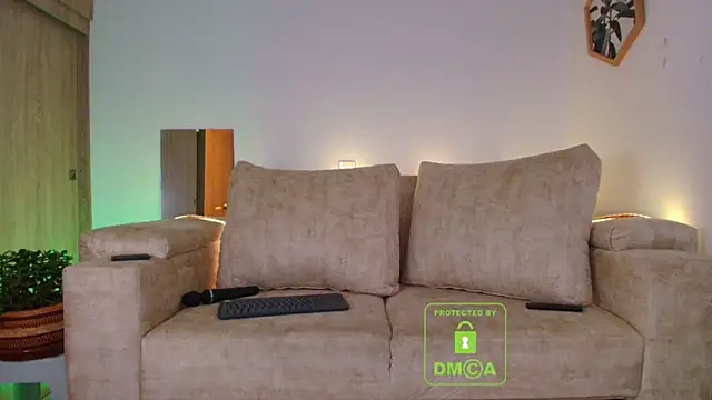 Snapshot of k4y_lover chatting on March 19, 1:42 am k4y lover online show from March 19, 1:42 am