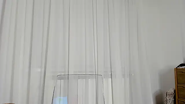 Snapshot of BrianaDiamondXXX chatting on December 14, 4:56 am BrianaDiamondXXX online show from December 14, 4:56 am