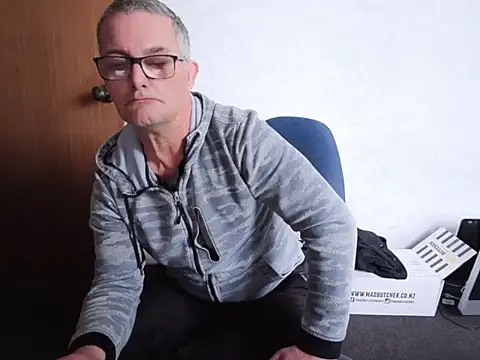 bigballnz online show from October 12, 8:19 pm