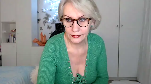 Ghertrude52 online show from February 23, 4:07 am