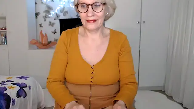 Ghertrude52 online show from February 28, 7:48 am