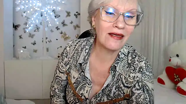 Ghertrude52 online show from March 19, 7:29 am