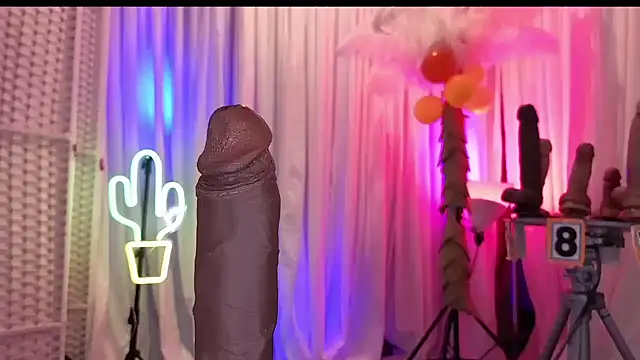 Foglove69 online show from February 5, 2:00 pm