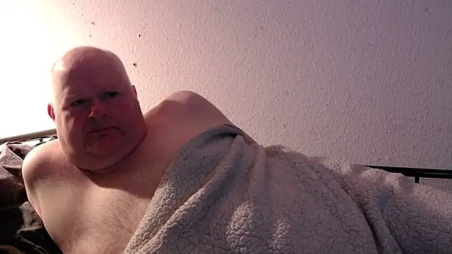 Snapshot of Vandrino chatting on January 7, 2:20 am Vandrino online show from January 7, 2:20 am