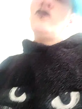 PinkTheHawk online show from April 14, 11:22 pm