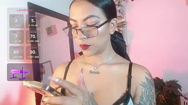 karlavittar online show from October 3, 12:57 pm