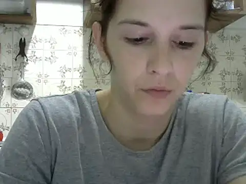 Snapshot of SexxyLety chatting on February 2, 9:45 pm SexxyLety online show from February 2, 9:45 pm