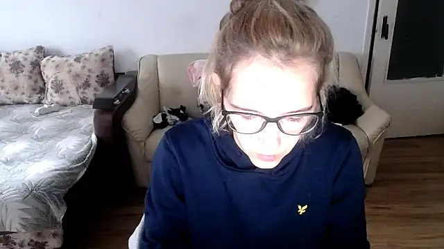 SexxyLety online show from November 26, 7:09 am