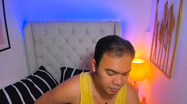 AsianZero online show from February 9, 8:13 pm