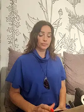 EvaXOAir online show from February 5, 2:40 am