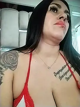 chelaqueen  online show from April 19, 5:01 pm