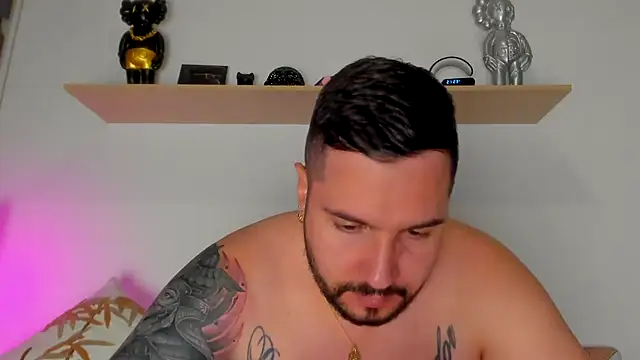 camilo restrepo21 online show from October 2, 2:18 am