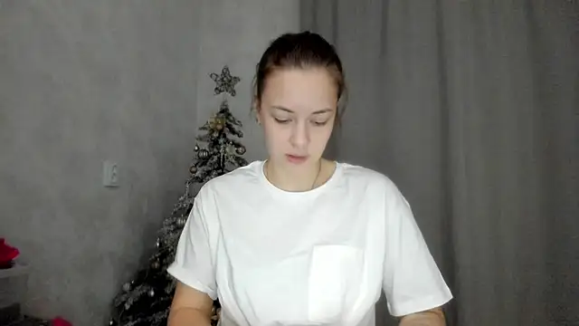 Snapshot of why_again_me chatting on January 16, 8:35 pm why again me online show from January 16, 8:35 pm