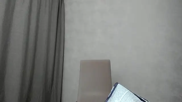 Snapshot of why_again_me chatting on February 28, 7:26 pm why again me online show from February 28, 7:26 pm