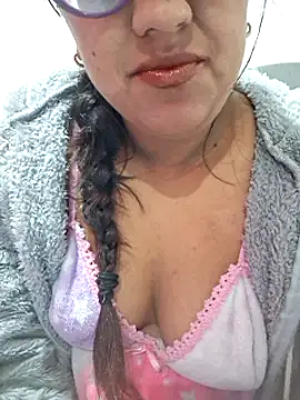 ZaidaWet online show from March 4, 2:42 pm