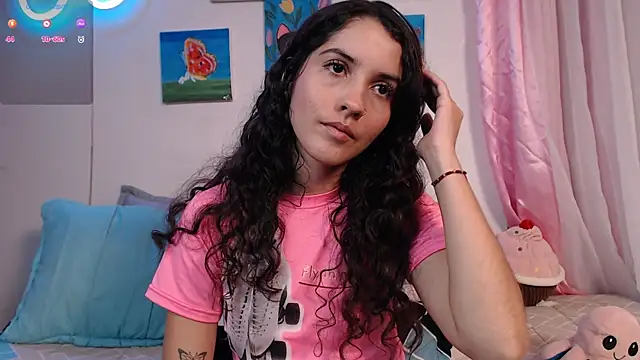 lailypink online show from December 13, 1:26 am