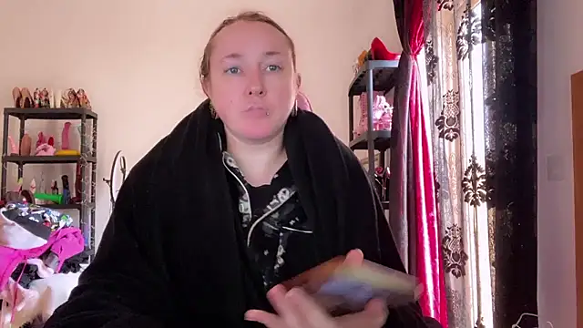 kisicaxx online show from January 11, 11:48 am