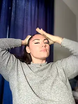 lovely beast online show from April 23, 1:02 pm