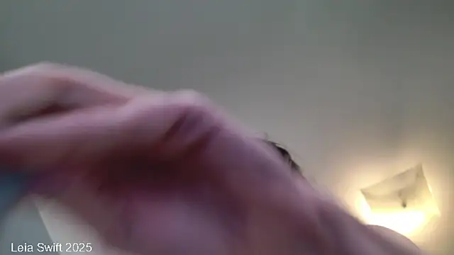 LeiaSwift online show from March 8, 9:29 pm