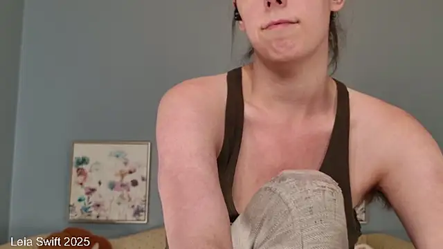 LeiaSwift online show from November 21, 3:33 pm