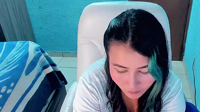 sweetana  online show from February 7, 5:29 pm