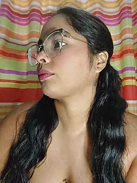 missmelissa  online show from November 25, 12:05 pm