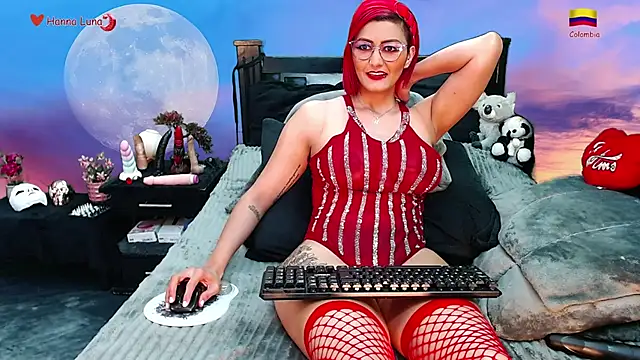 Hanna Luna online show from January 15, 7:15 am