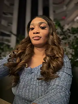   Nessa   online show from January 4, 12:05 pm