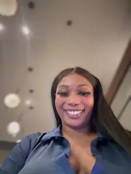   Nessa   online show from January 18, 6:43 pm