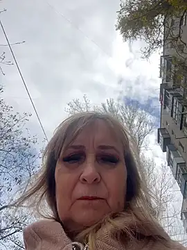 Irina2909xh online show from April 21, 12:22 pm