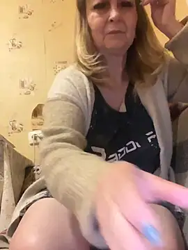 Irina2909xh online show from April 22, 12:24 am