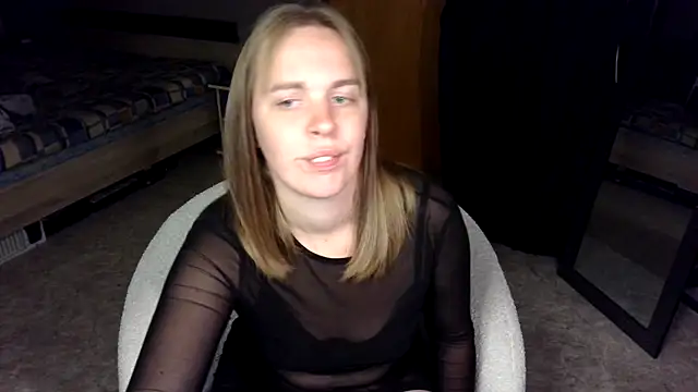 Snapshot of MissGirly chatting on October 24, 6:48 pm MissGirly online show from October 24, 6:48 pm