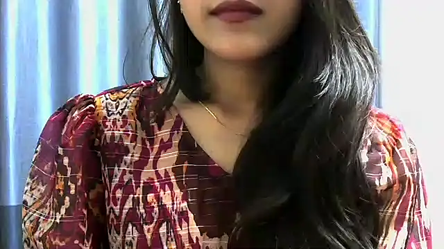 selen 5 online show from December 4, 7:23 pm