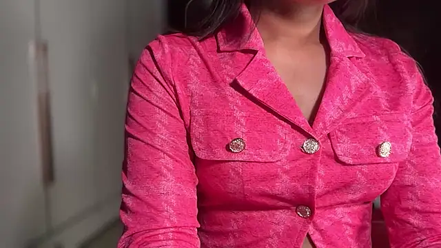 selen 5 online show from March 17, 6:22 pm