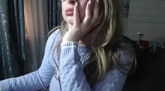 Snapshot of RubiLakros chatting on March 1, 4:54 pm RubiLakros online show from March 1, 4:54 pm