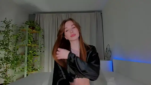 Snapshot of Masha_01 chatting on November 7, 10:21 pm Masha 01 online show from November 7, 10:21 pm