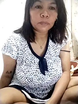 sweetvanna online show from April 12, 9:03 am