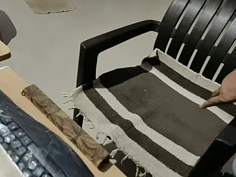 Snapshot of Big_boss_ind chatting on December 7, 4:03 pm Big boss ind online show from December 7, 4:03 pm