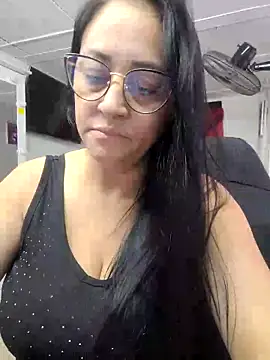 Ameliarizo online show from April 2, 1:14 am