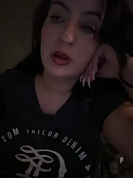 itsCassie online show from March 16, 9:37 pm