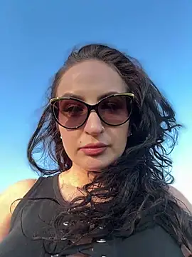 itsCassie online show from March 20, 3:47 pm