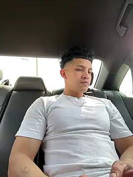 14Emmanuel online show from March 1, 6:32 pm