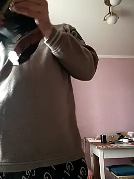 Sam Colt online show from April 22, 9:11 am