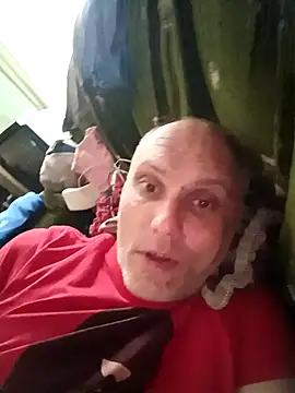 Snapshot of Sam_Colt chatting on May 11, 4:04 pm Sam Colt online show from May 11, 4:04 pm