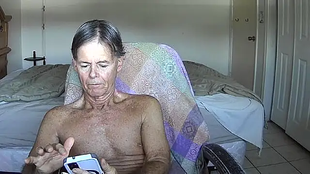 nakeedcowboi65 online show from December 19, 8:16 pm