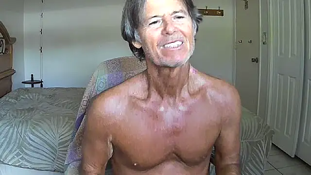 nakeedcowboi65 online show from April 21, 9:06 pm