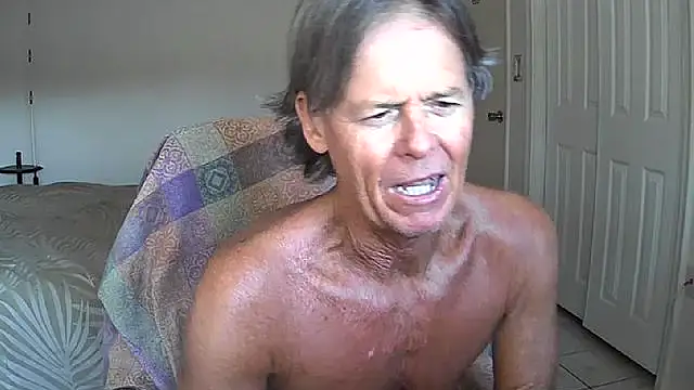 nakeedcowboi65 online show from May 16, 1:13 am