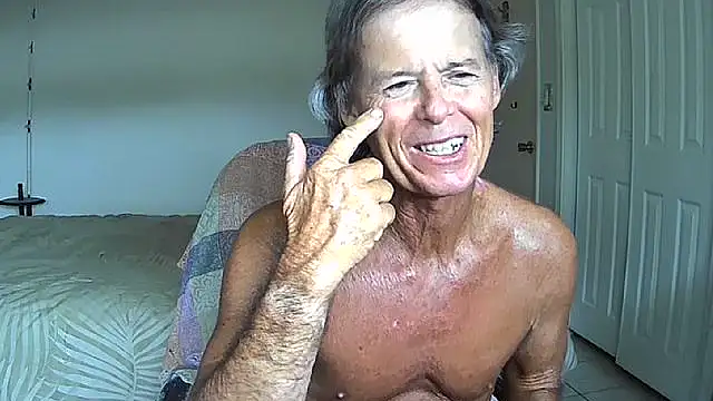 nakeedcowboi65 online show from June 1, 9:05 pm
