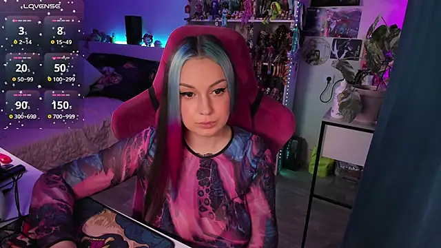 Snapshot of ChloeKohaku chatting on February 4, 4:26 am ChloeKohaku online show from February 4, 4:26 am